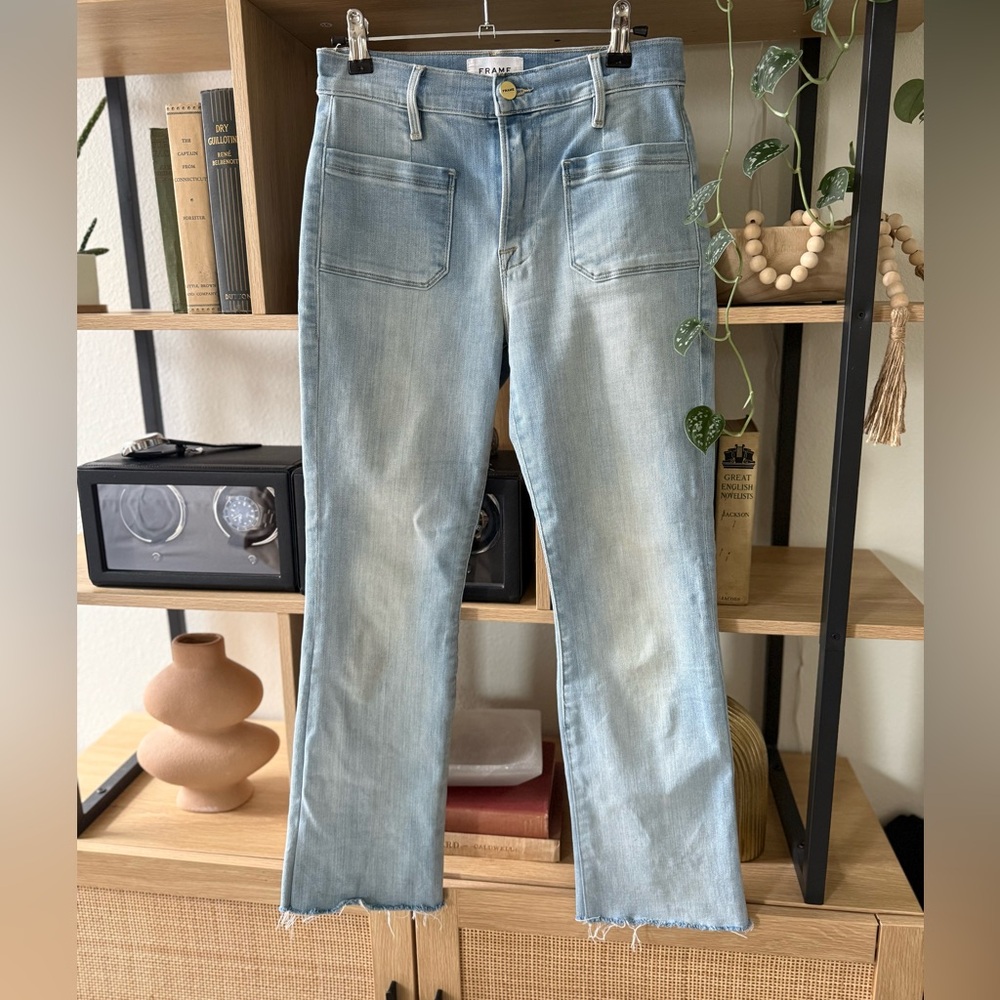 🦋🦋🦋 Frame Denim Le Bardot Crop Flare in excellent condition, Size 25